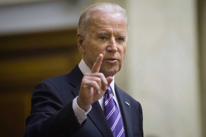 Biden Sets Strict COVID Mandates for Federal Workers