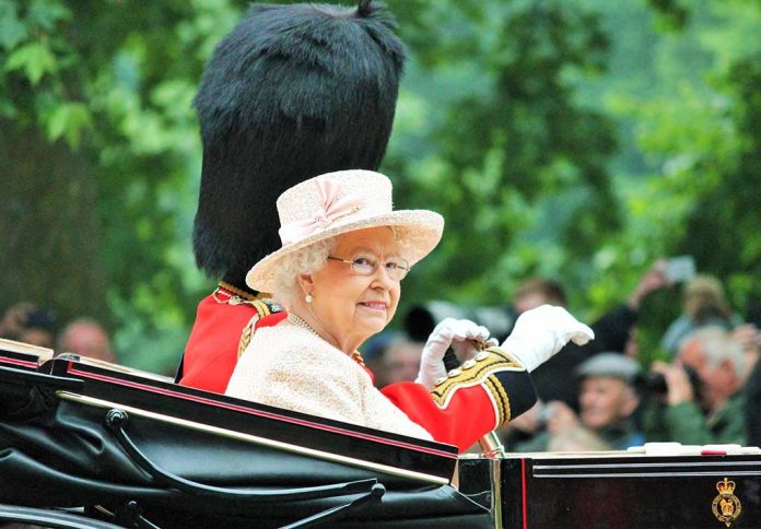 Queen Elizabeth Cancels Trip Plans Amid Health Concerns