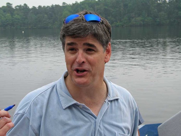 Sean Hannity Wants Liz Cheney's Private Messages Released