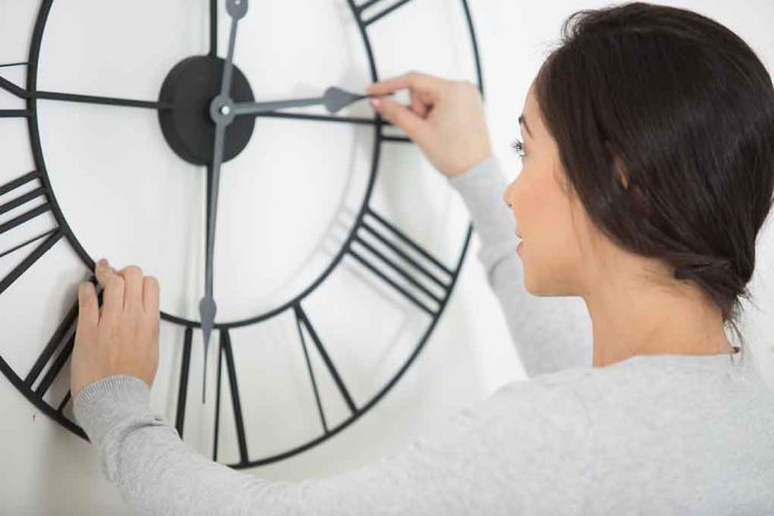 Daylight Saving Time May Be Coming to End