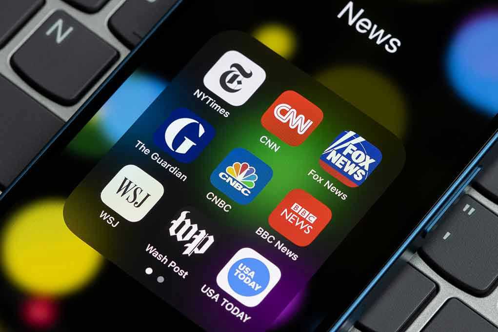 News app icons on a smartphone screen.