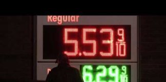 Sneaky Pump Tax Hits 19 States 8 Oregon Democrats Found a Way to Improve Roads Now Their Gas Tax Goes before Voters